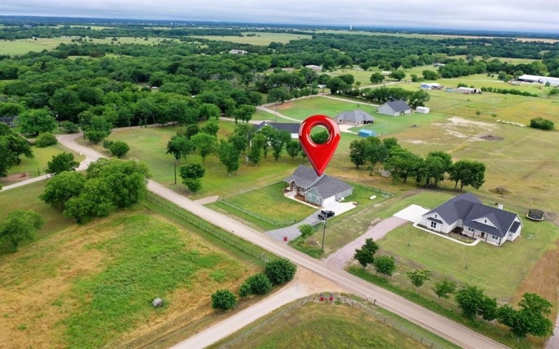 507 Wortham Road, Whitewright, TX 75491, 3 Bedrooms Bedrooms, ,2 BathroomsBathrooms,Residential,For Sale,507 Wortham Road,20954725