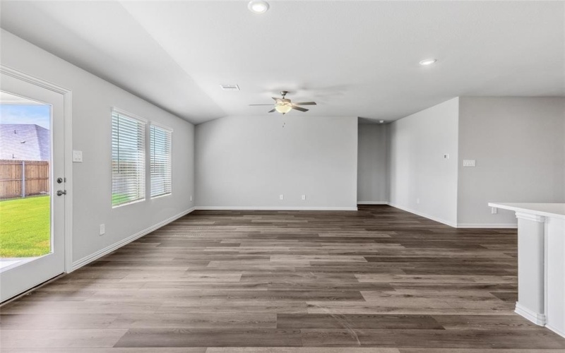 250 Sugarlands Drive, Greenville, TX 75402, 3 Habitaciones Habitaciones , ,2 BañosBaños,Residential,En Venta,250 Sugarlands Drive,20958008