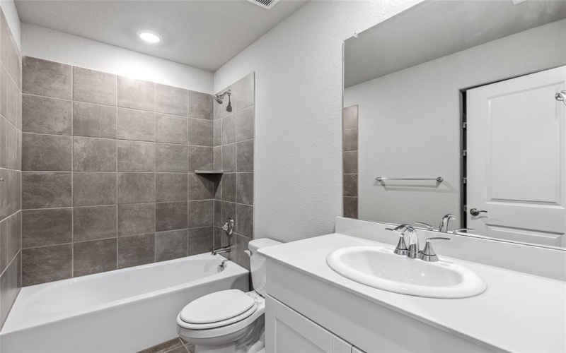 250 Sugarlands Drive, Greenville, TX 75402, 3 Habitaciones Habitaciones , ,2 BañosBaños,Residential,En Venta,250 Sugarlands Drive,20958008