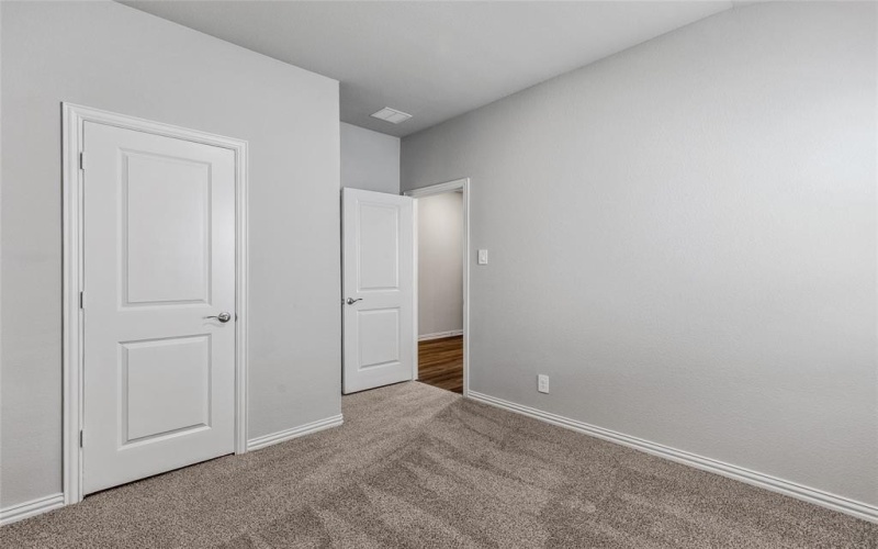 250 Sugarlands Drive, Greenville, TX 75402, 3 Habitaciones Habitaciones , ,2 BañosBaños,Residential,En Venta,250 Sugarlands Drive,20958008