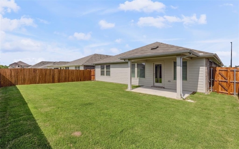 250 Sugarlands Drive, Greenville, TX 75402, 3 Habitaciones Habitaciones , ,2 BañosBaños,Residential,En Venta,250 Sugarlands Drive,20958008