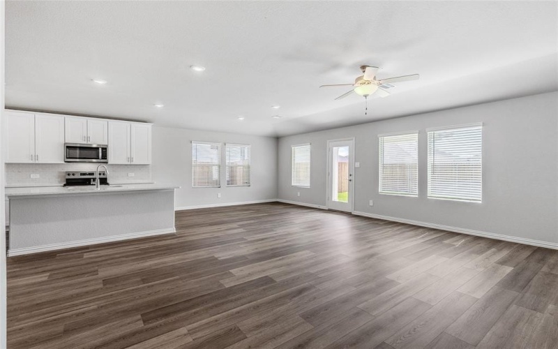 250 Sugarlands Drive, Greenville, TX 75402, 3 Habitaciones Habitaciones , ,2 BañosBaños,Residential,En Venta,250 Sugarlands Drive,20958008