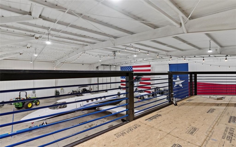 6700 Collier Drive #Hangar 4, Paris, TX 75462, ,Commercial Sale,En Venta,6700 Collier Drive,20962309