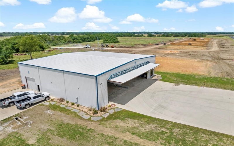 6700 Collier Drive #Hangar 4, Paris, TX 75462, ,Commercial Sale,En Venta,6700 Collier Drive,20962309