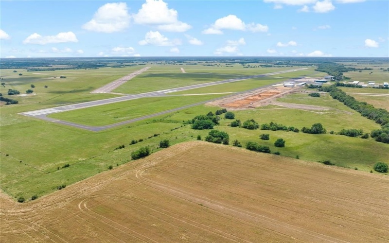 6700 Collier Drive #Hangar 4, Paris, TX 75462, ,Commercial Sale,En Venta,6700 Collier Drive,20962309