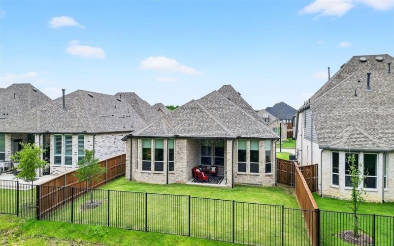 5061 Westhaven Circle, Denison, TX 75020, 3 Bedrooms Bedrooms, ,3 BathroomsBathrooms,Residential,For Sale,5061 Westhaven Circle,20963493