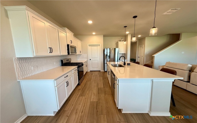 118 Beveridge Road, Seguin, TX 78155, 4 Bedrooms Bedrooms, ,3 BathroomsBathrooms,Residential Lease,For Rent,118 Beveridge Road,583082