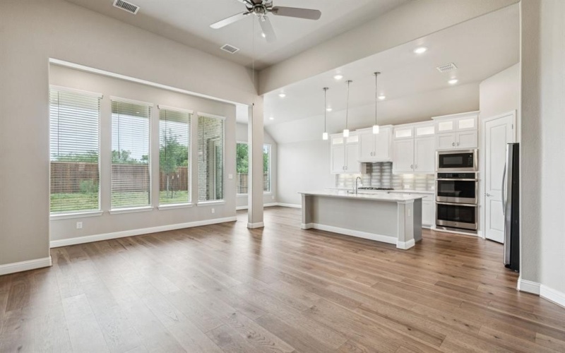 604 Quaint Pond Lane, Argyle, TX 76226, 5 Bedrooms Bedrooms, ,5 BathroomsBathrooms,Residential,For Sale,604 Quaint Pond Lane,20964327