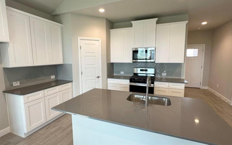 10877 BLACK ONYX Drive, Fort Worth, TX 76036, 4 Bedrooms Bedrooms, ,3 BathroomsBathrooms,Residential,For Sale,10877 BLACK ONYX Drive,20965163