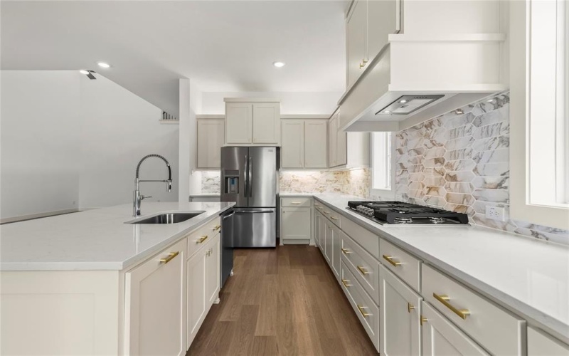 15668 Gladeside Avenue, Frisco, TX 75033, 4 Bedrooms Bedrooms, ,3 BathroomsBathrooms,Residential Lease,For Rent,15668 Gladeside Avenue,20965877