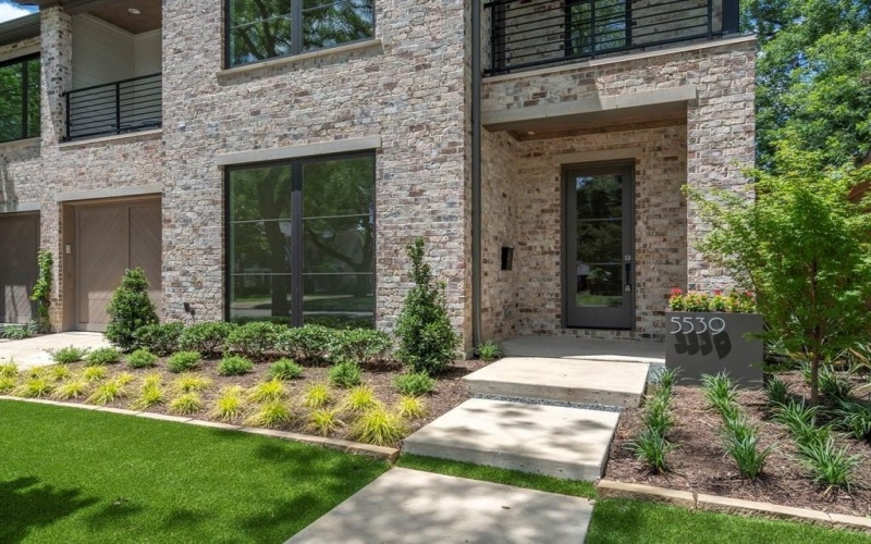 5539 Longview, Dallas, TX 75206, 3 Bedrooms Bedrooms, ,3 BathroomsBathrooms,Residential Lease,For Rent,5539 Longview,20965882