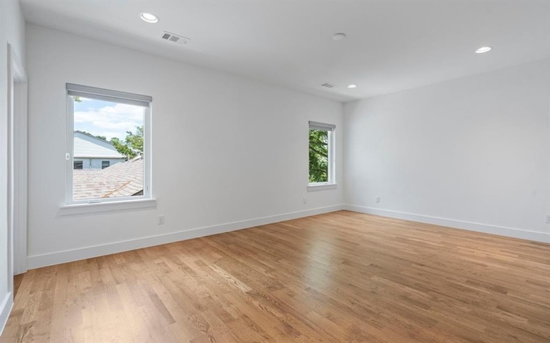 5539 Longview, Dallas, TX 75206, 3 Bedrooms Bedrooms, ,3 BathroomsBathrooms,Residential Lease,For Rent,5539 Longview,20965882