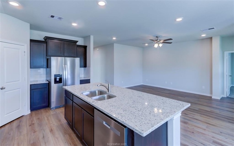 1148 Canton Drive, College Station, TX 77845, 4 Bedrooms Bedrooms, ,3 BathroomsBathrooms,Residential Lease,For Rent,1148 Canton Drive,25004413