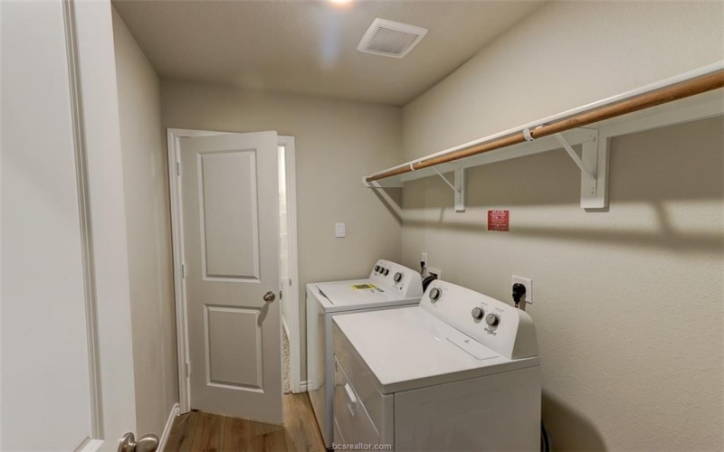 1148 Canton Drive, College Station, TX 77845, 4 Bedrooms Bedrooms, ,3 BathroomsBathrooms,Residential Lease,For Rent,1148 Canton Drive,25004413