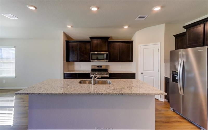 1148 Canton Drive, College Station, TX 77845, 4 Bedrooms Bedrooms, ,3 BathroomsBathrooms,Residential Lease,For Rent,1148 Canton Drive,25004413