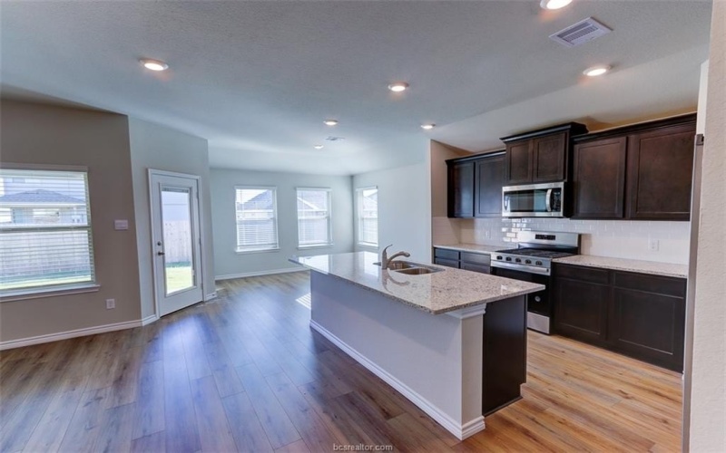 1148 Canton Drive, College Station, TX 77845, 4 Bedrooms Bedrooms, ,3 BathroomsBathrooms,Residential Lease,For Rent,1148 Canton Drive,25004413
