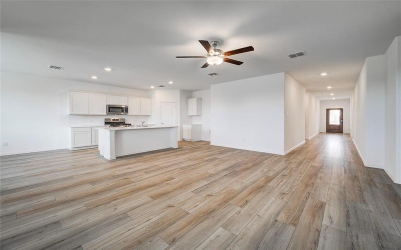 14837 Lone Rock Lane, Fort Worth, TX 76052, 4 Habitaciones Habitaciones , ,2 BañosBaños,Residential Lease,En Alquiler,14837 Lone Rock Lane,20965942