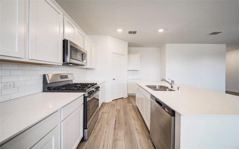 14837 Lone Rock Lane, Fort Worth, TX 76052, 4 Habitaciones Habitaciones , ,2 BañosBaños,Residential Lease,En Alquiler,14837 Lone Rock Lane,20965942