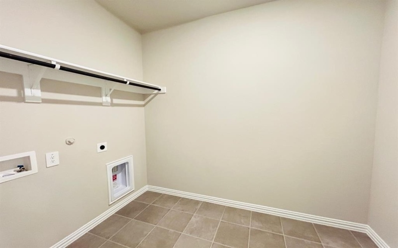 2117 Gustavus Drive, Sherman, TX 75092, 3 Bedrooms Bedrooms, ,2 BathroomsBathrooms,Residential Lease,For Rent,2117 Gustavus Drive,20965949