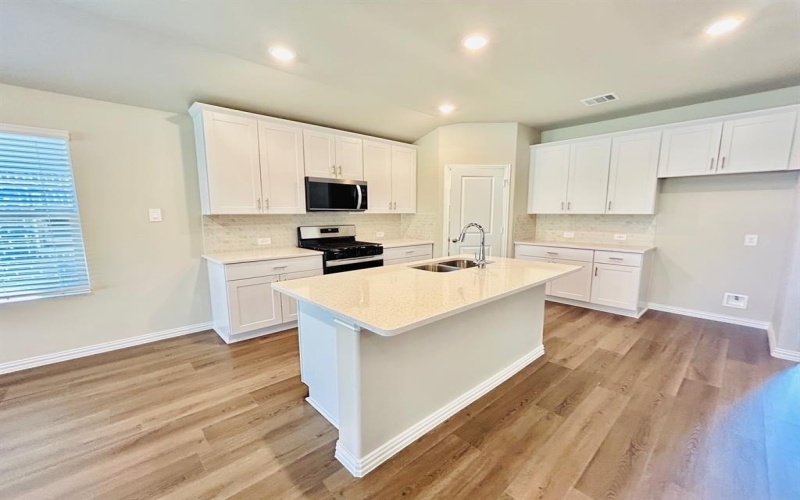 2117 Gustavus Drive, Sherman, TX 75092, 3 Bedrooms Bedrooms, ,2 BathroomsBathrooms,Residential Lease,For Rent,2117 Gustavus Drive,20965949