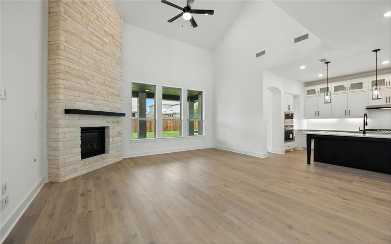 737 Purple Dome Drive, Fort Worth, TX 76247, 4 Habitaciones Habitaciones , ,5 BañosBaños,Residential,En Venta,737 Purple Dome Drive,20966105