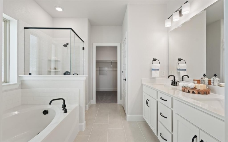 2204 Valencia Drive, Little Elm, TX 75068, 4 Bedrooms Bedrooms, ,3 BathroomsBathrooms,Residential,For Sale,2204 Valencia Drive,20966158