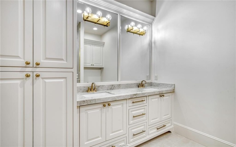 3309 Legacy Court, Bryan, TX 77802, 4 Bedrooms Bedrooms, ,3 BathroomsBathrooms,Residential,For Sale,3309 Legacy Court,25004505