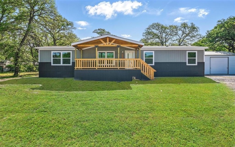 134 Overland Trail, Azle, TX 76020, 4 Bedrooms Bedrooms, ,2 BathroomsBathrooms,Residential,For Sale,134 Overland Trail,20966290