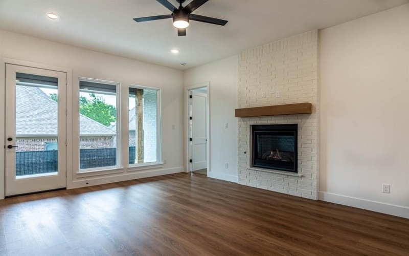 1418 Morris Crossing, Heath, TX 75126, 4 Bedrooms Bedrooms, ,2 BathroomsBathrooms,Residential,For Sale,1418 Morris Crossing,20966333