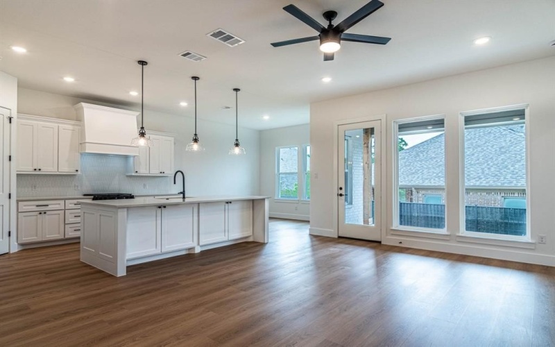 1418 Morris Crossing, Heath, TX 75126, 4 Bedrooms Bedrooms, ,2 BathroomsBathrooms,Residential,For Sale,1418 Morris Crossing,20966333