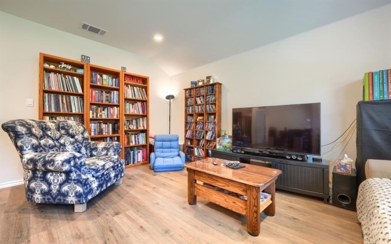 11145 E Chase Lane, Providence Village, TX 76227, 3 Bedrooms Bedrooms, ,2 BathroomsBathrooms,Residential,For Sale,11145 E Chase Lane,20966382