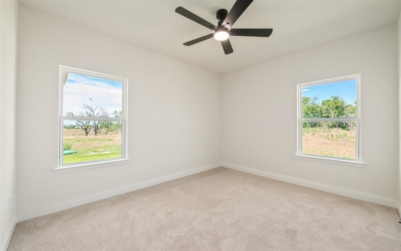 1020 Don Eve Court, Azle, TX 76020, 4 Bedrooms Bedrooms, ,2 BathroomsBathrooms,Residential,For Sale,1020 Don Eve Court,20966502