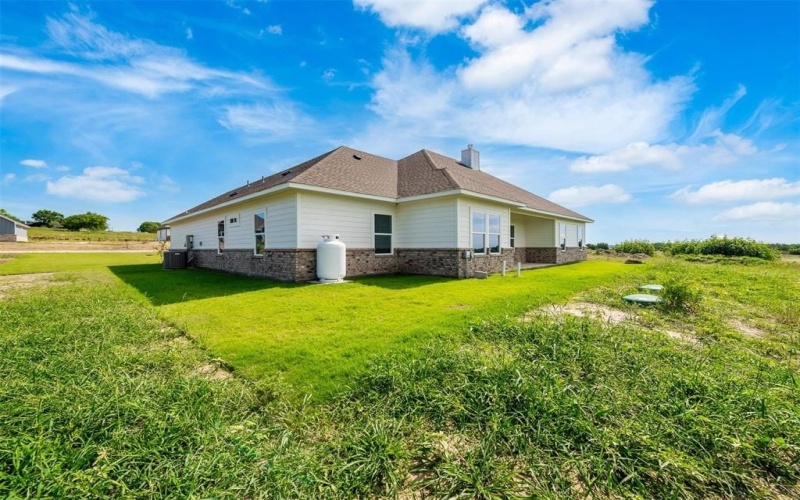 1020 Don Eve Court, Azle, TX 76020, 4 Bedrooms Bedrooms, ,2 BathroomsBathrooms,Residential,For Sale,1020 Don Eve Court,20966502