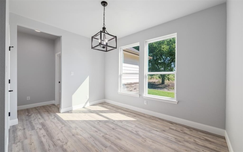 1009 Don Eve Court, Azle, TX 76020, 4 Bedrooms Bedrooms, ,2 BathroomsBathrooms,Residential,For Sale,1009 Don Eve Court,20966515