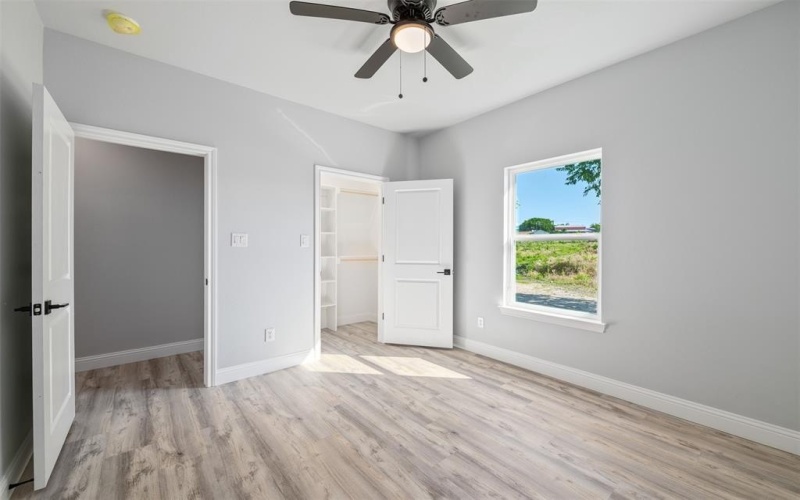 1009 Don Eve Court, Azle, TX 76020, 4 Bedrooms Bedrooms, ,2 BathroomsBathrooms,Residential,For Sale,1009 Don Eve Court,20966515