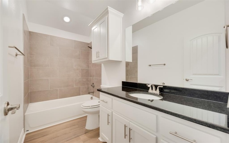 803 Moseley Lane, Greenville, TX 75402, 3 Habitaciones Habitaciones , ,2 BañosBaños,Residential Lease,En Alquiler,803 Moseley Lane,20966568