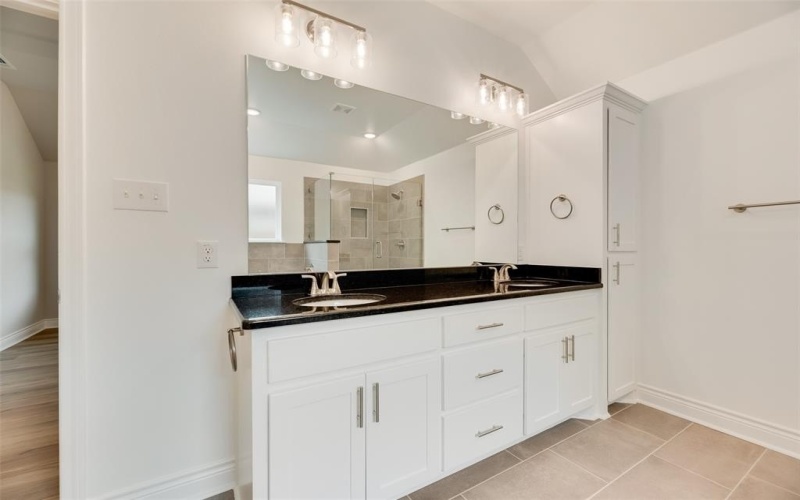 803 Moseley Lane, Greenville, TX 75402, 3 Habitaciones Habitaciones , ,2 BañosBaños,Residential Lease,En Alquiler,803 Moseley Lane,20966568
