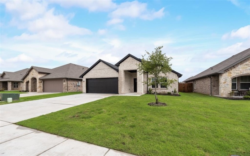 803 Moseley Lane, Greenville, TX 75402, 3 Habitaciones Habitaciones , ,2 BañosBaños,Residential Lease,En Alquiler,803 Moseley Lane,20966568
