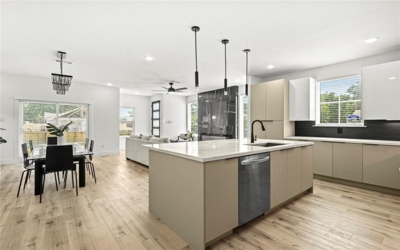 2603 Tanner Street, Dallas, TX 75215, 3 Bedrooms Bedrooms, ,2 BathroomsBathrooms,Residential,For Sale,2603 Tanner Street,20966624