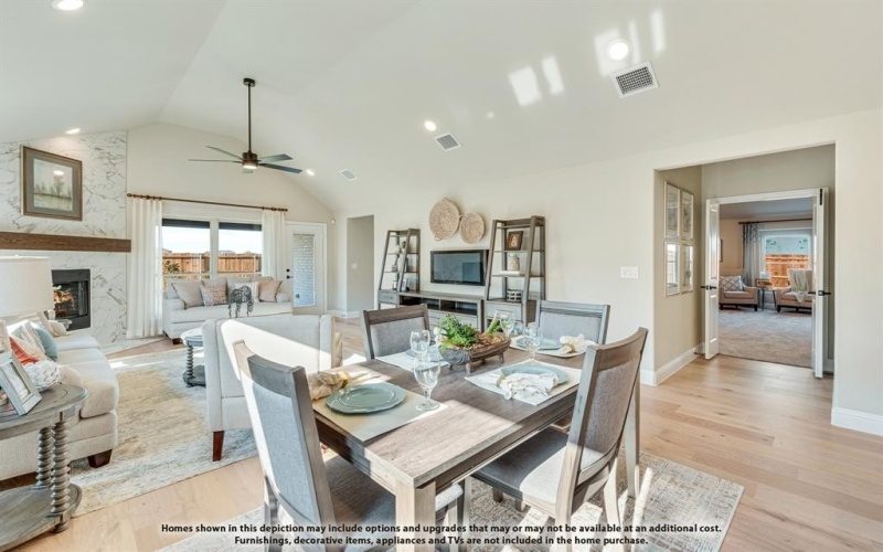 210 Comanche Trail, Alvarado, TX 76009, 4 Habitaciones Habitaciones , ,3 BañosBaños,Residential,En Venta,210 Comanche Trail,20966685