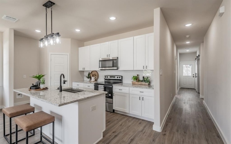 5622 Barkridge Drive, Granbury, TX 76048, 3 Bedrooms Bedrooms, ,2 BathroomsBathrooms,Residential,For Sale,5622 Barkridge Drive,20966688