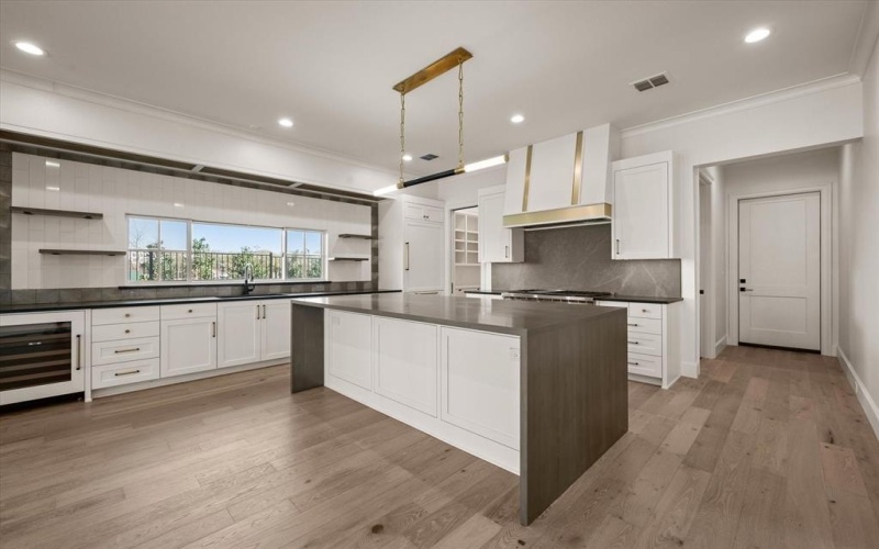 2951 Sunset Boulevard, Flower Mound, TX 75022, 4 Bedrooms Bedrooms, ,5 BathroomsBathrooms,Residential,For Sale,2951 Sunset Boulevard,20966722