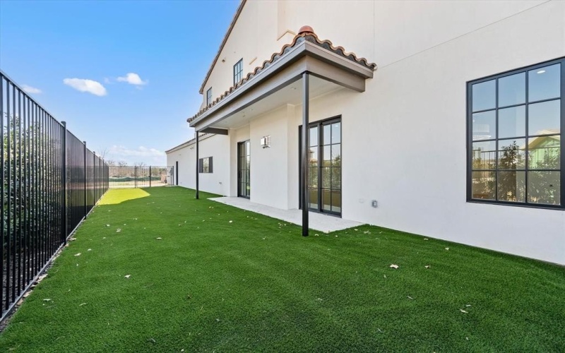 2951 Sunset Boulevard, Flower Mound, TX 75022, 4 Bedrooms Bedrooms, ,5 BathroomsBathrooms,Residential,For Sale,2951 Sunset Boulevard,20966722