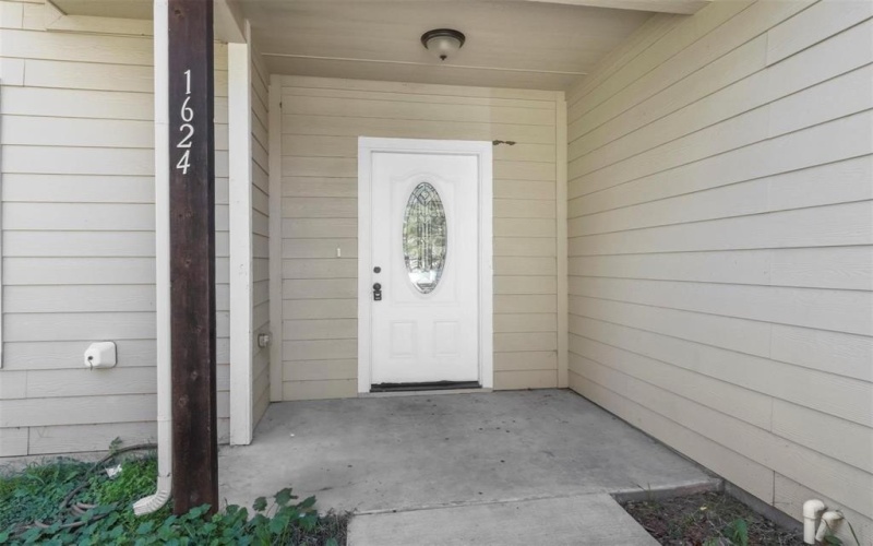 1624 E King Street, Sherman, TX 75090, 3 Bedrooms Bedrooms, ,2 BathroomsBathrooms,Residential Lease,For Rent,1624 E King Street,20966787