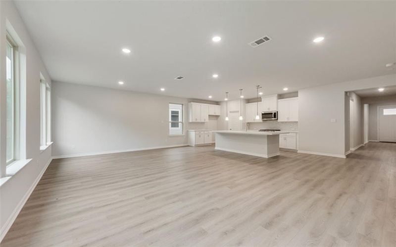 656 Marcus Lane, Crowley, TX 76036, 3 Bedrooms Bedrooms, ,2 BathroomsBathrooms,Residential,For Sale,656 Marcus Lane,20966819