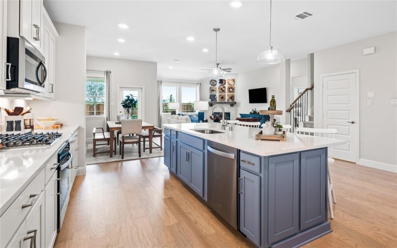 5308 Overbrook Drive, Denton, TX 76207, 4 Bedrooms Bedrooms, ,2 BathroomsBathrooms,Residential,For Sale,5308 Overbrook Drive,20966901