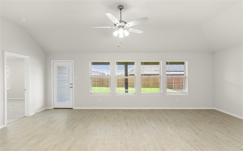 2112 Hickory Lane, Aubrey, TX 76227, 4 Bedrooms Bedrooms, ,2 BathroomsBathrooms,Residential,For Sale,2112 Hickory Lane,20966935