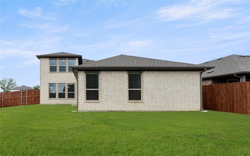2116 Hickory Lane, Aubrey, TX 76227, 4 Bedrooms Bedrooms, ,3 BathroomsBathrooms,Residential,For Sale,2116 Hickory Lane,20966995
