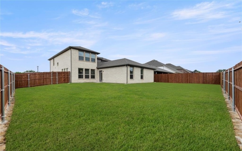 2116 Hickory Lane, Aubrey, TX 76227, 4 Bedrooms Bedrooms, ,3 BathroomsBathrooms,Residential,For Sale,2116 Hickory Lane,20966995
