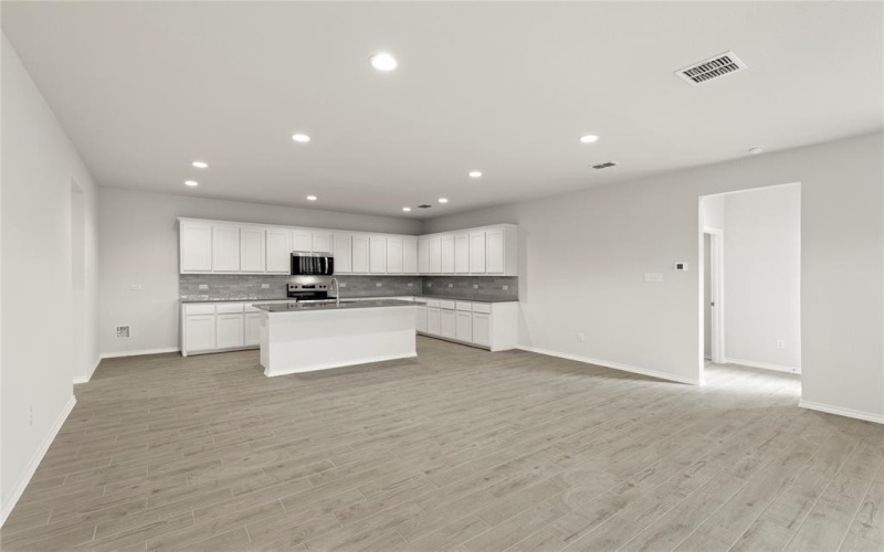 2116 Hickory Lane, Aubrey, TX 76227, 4 Bedrooms Bedrooms, ,3 BathroomsBathrooms,Residential,For Sale,2116 Hickory Lane,20966995